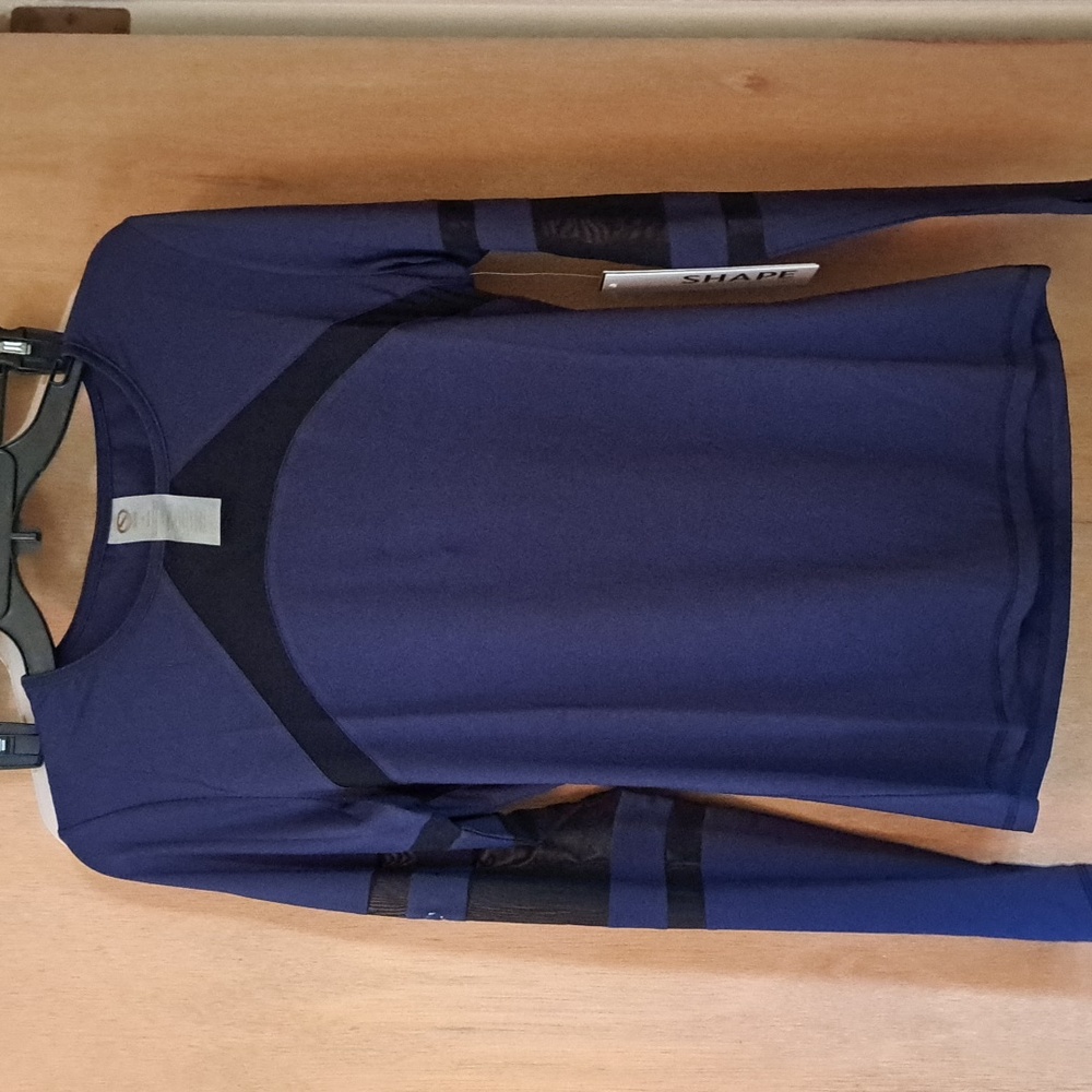 Shape Activewear navy top M